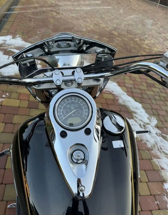 Продам мотоцикл kawasaki VN2000 Vulcan