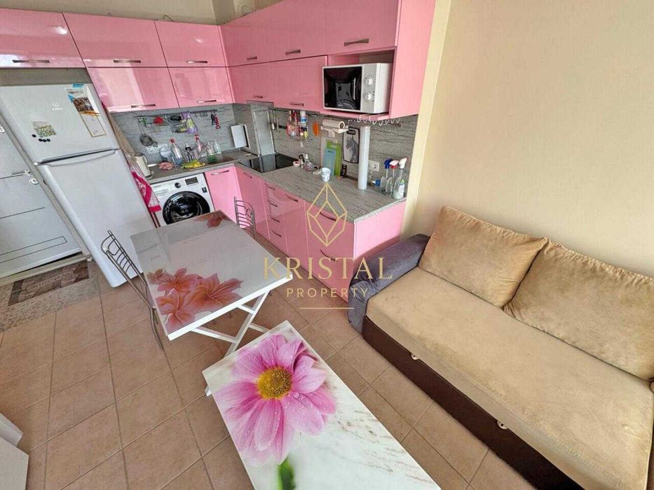 Продава се Двустаен апартамент в к.к. Слънчев бряг - 63 кв.м за 769 €/кв.м - Снимка #1