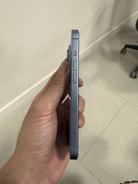 Продам Iphone 14 256GB