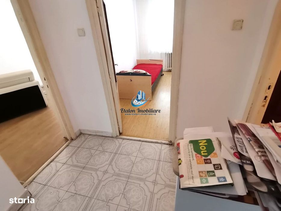 Apartament 3 camere decomandat, 2 bai, Scoala 10, Precista