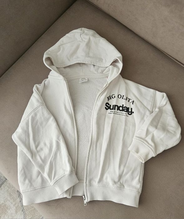 Продам кофту детскую