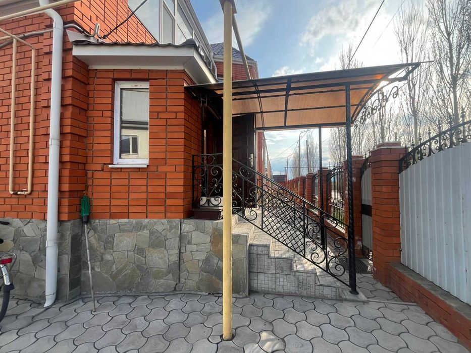 Продается коттедж  недалеко от мкр. Береке