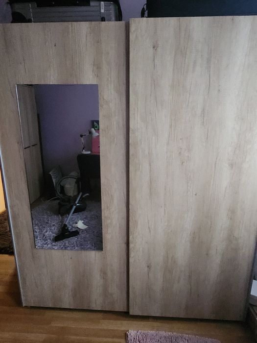 Dulap dublu,  pat rabatabil, birou camera tineret