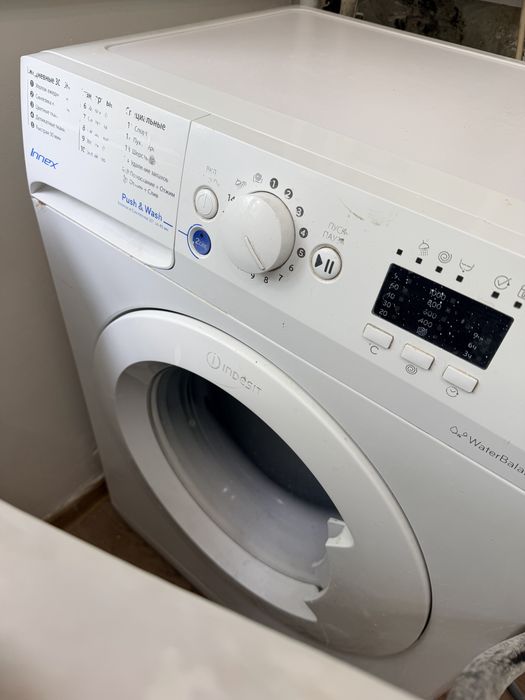 Стиральная машина indesit