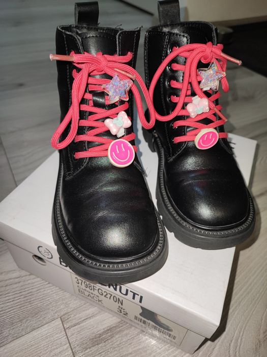 Ghete piele,Benvenuti pt. fetite, marimea 32