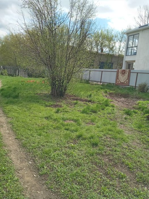 Продам земельный участок  10 соток