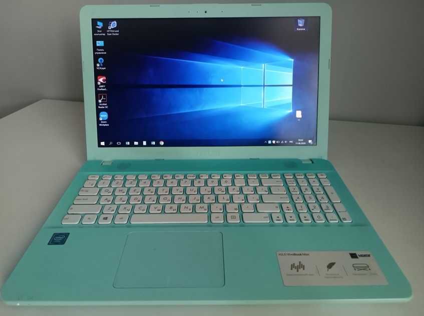 Ноутбук ASUS 15,4