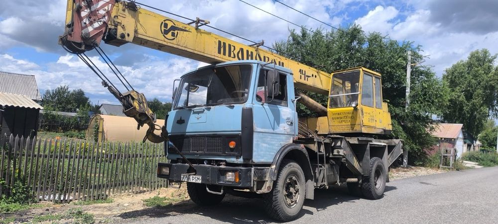 Продам автокран Ивановец