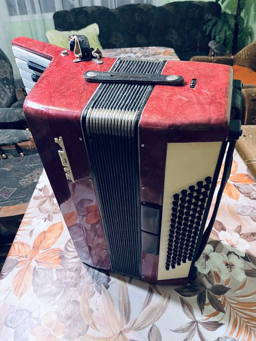 Акордеон 80 баса