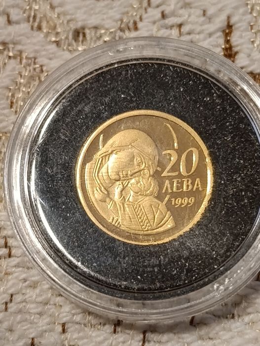 Златна монета,пара Богородица 1999 24 карата