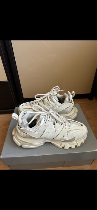 Balenciaga Track 38