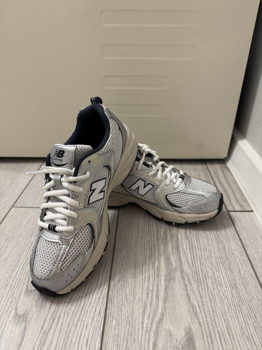 Новые оригинальные New Balance 530