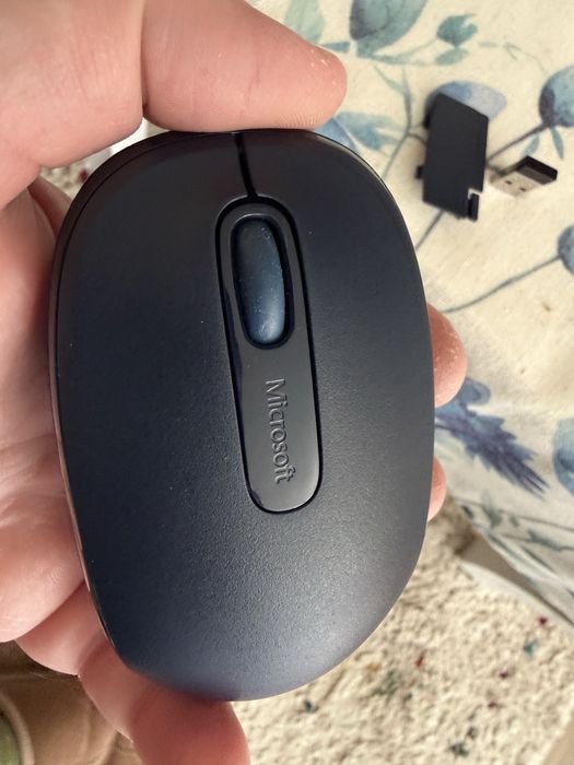 Безжична Мишка Microsoft 1850