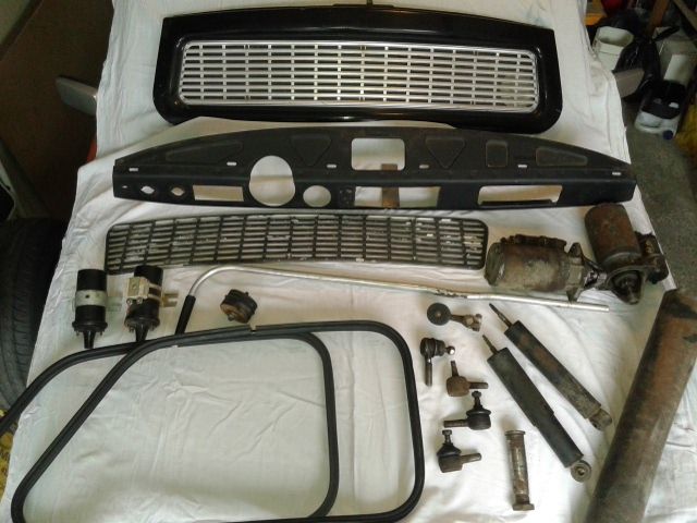 Части за Трабант.Цена за всичко налично в обявата!