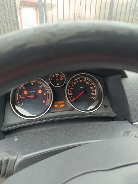 Vând Opel Astra H 2005 stare foarte buna