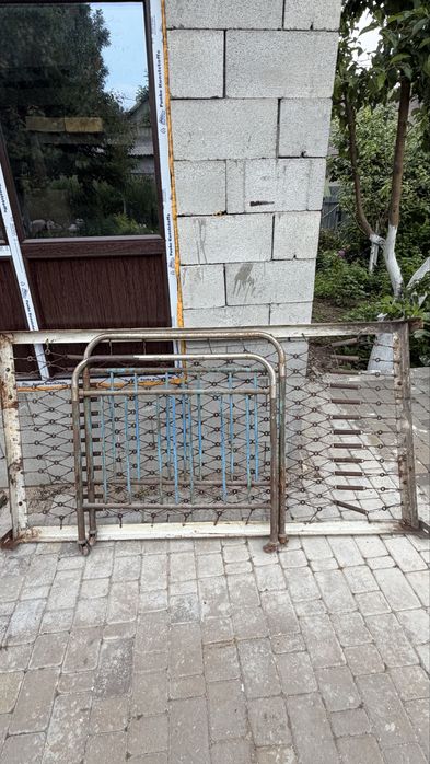Продам металлическую кровать