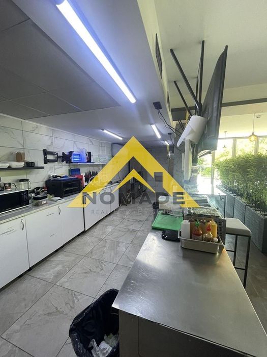 Дава се под наем Заведение в Пловдив, Център - 160 кв.м за 765 € - Снимка #3