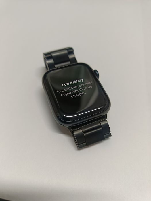 Apple watch 9 45 mm с дополнительными ремнями
