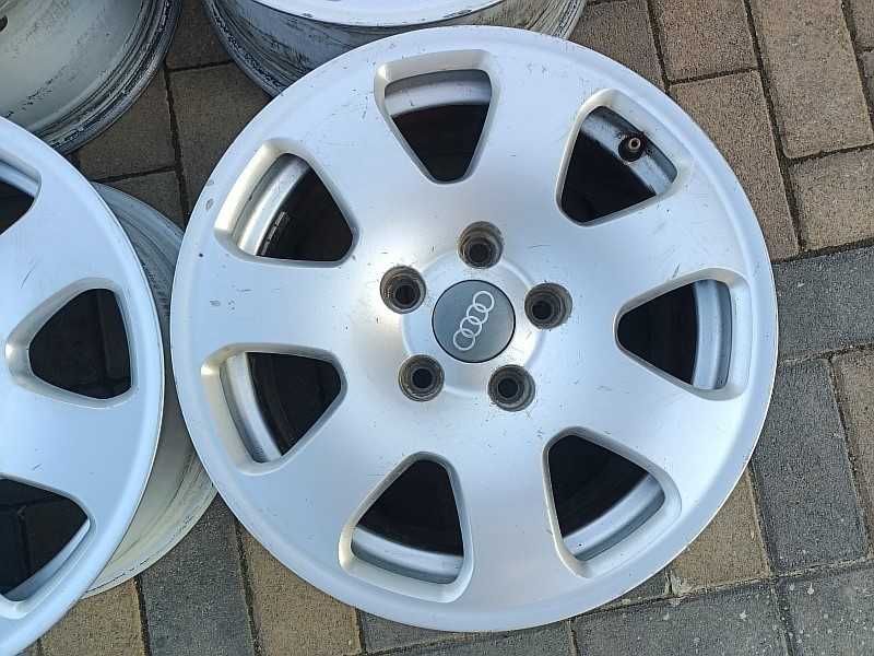 Продам оригинальные кованные диски на автомашину Audi