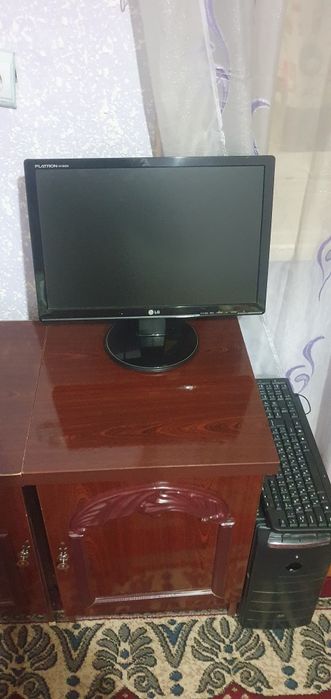 Kompyuter LG 888