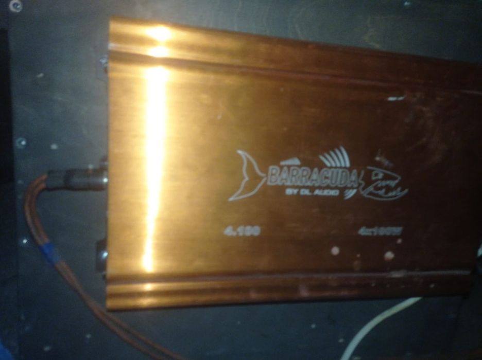 Продам Саб с усилителем