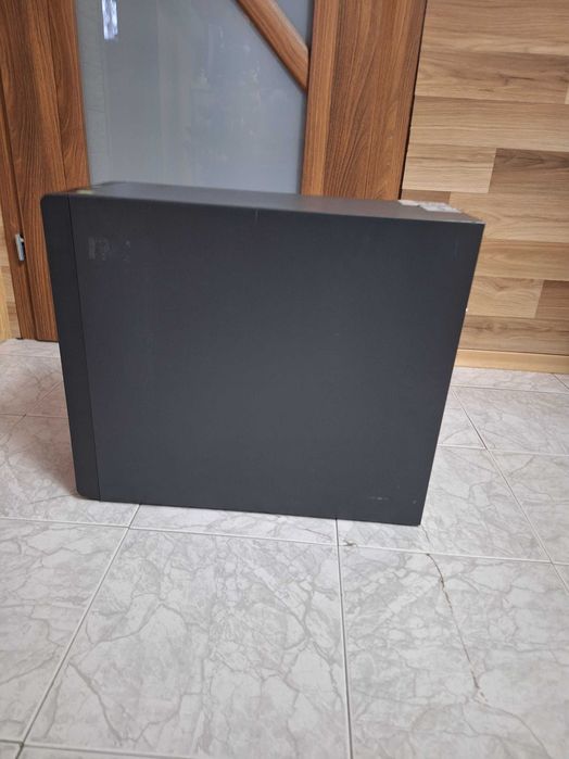Работна станция Fujitsu Celcius M470 2