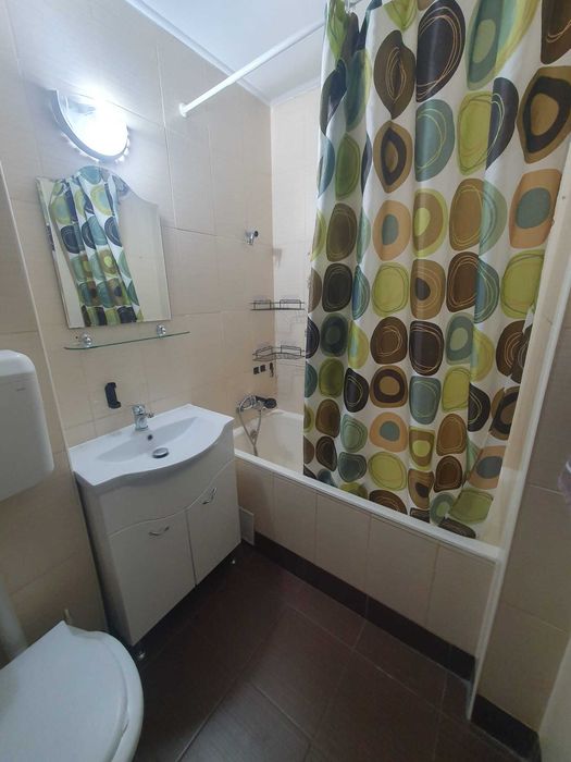 Închiriere apartament 3 camere Titan
