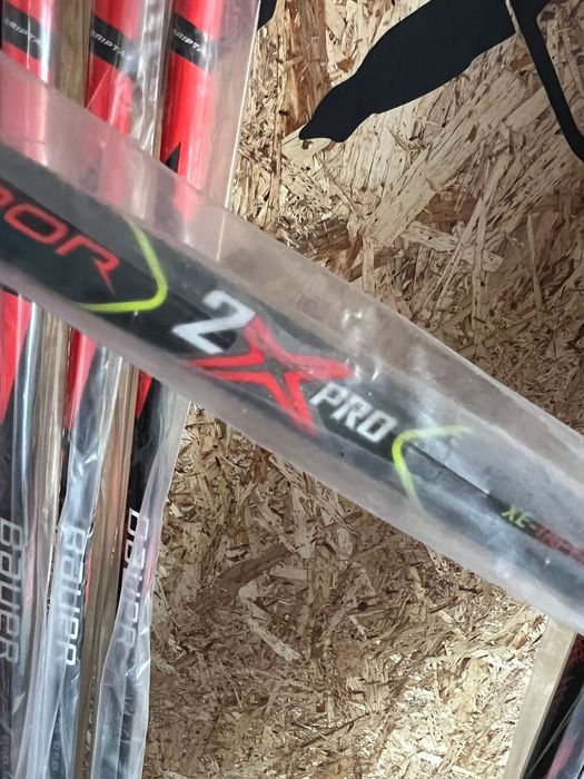 Хоккейные клюшки