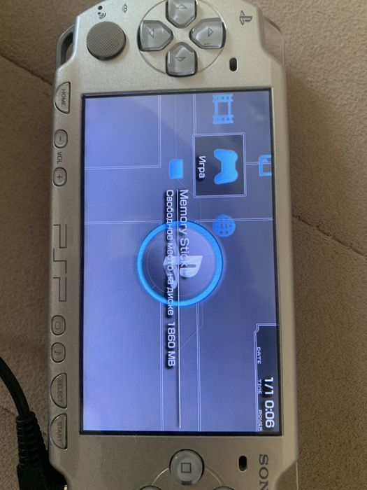 PSP 2000 без аккумулятора
