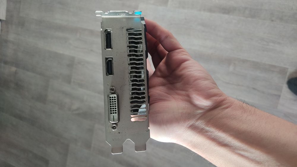 RX 580 8GB игровой