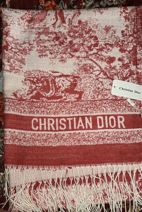 Палантин новый тағылмаған