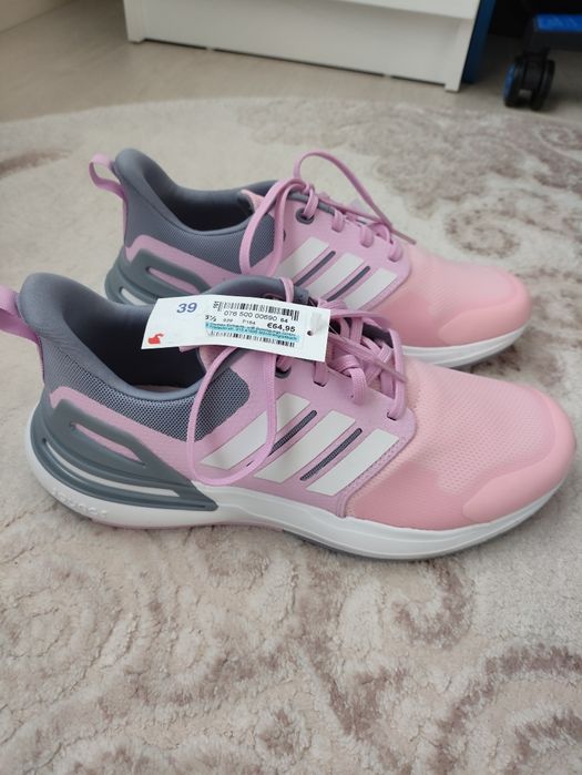 Vând papuci de alergare