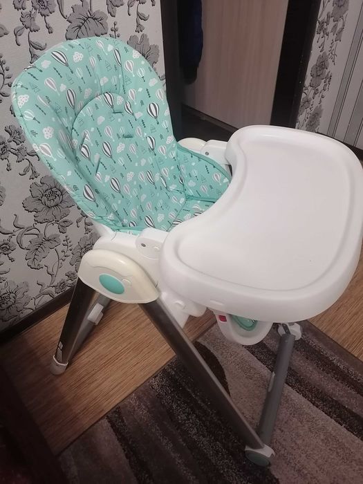 Продам стульчик для кормления