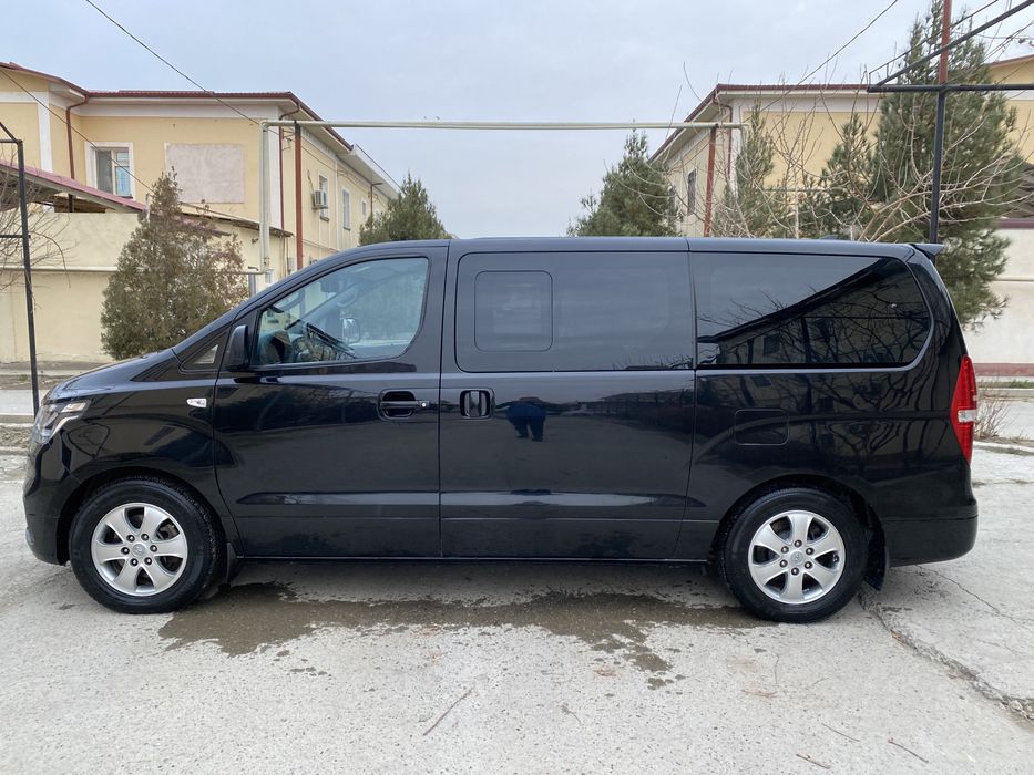 Hyundai Grand Stareks