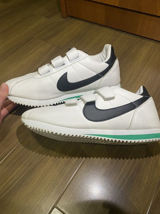 Кроссовки Nike 38 размер (новые)