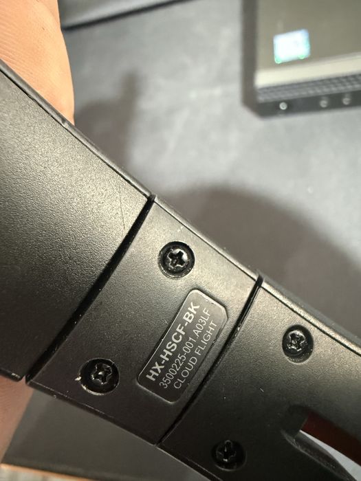 Casti HyperX Cloud Flight wireless