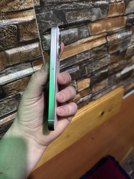 Iphone 15 pro holati tiniq