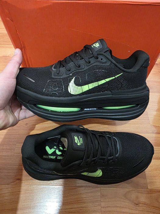 Adidasi Nike Vomero premium