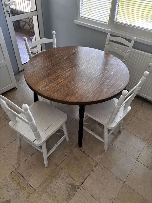 Маса 110 см и 4 стола