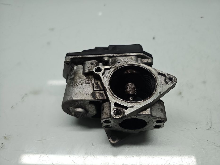 Clapeta acceleratie Volkswagen Passat B6 (3C2) [Fabr 2005-2010] 03L131
