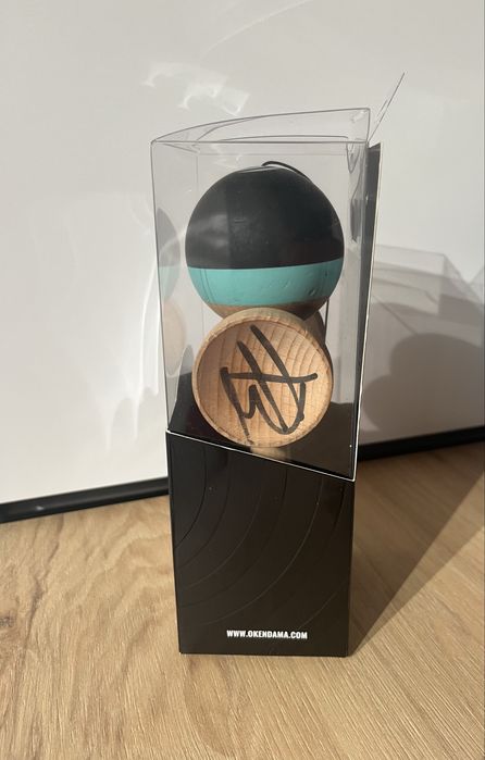 Kendama Okendama antiskid care scartaie ata lunga semnata de Xremus