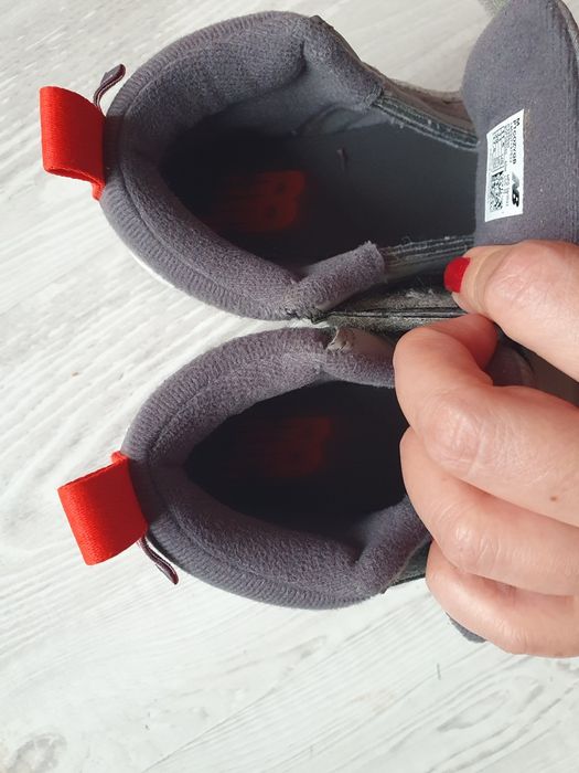 Încălțăminte mar 33 și 29