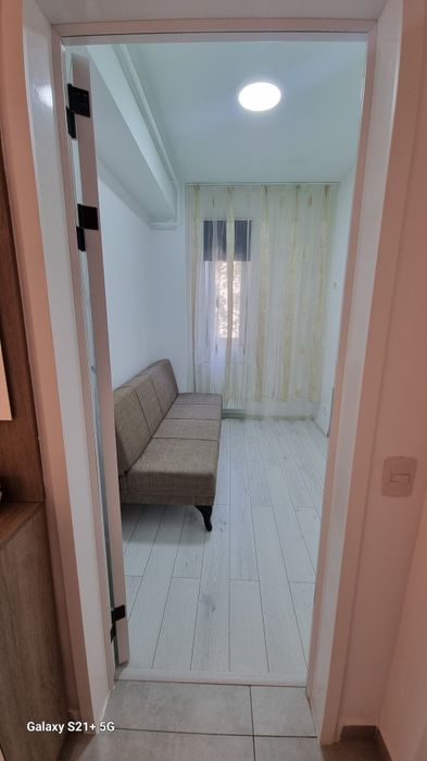 Proprietar apartament 2 camere de inchiriat