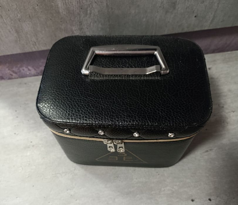 Продам редикюль новый  за 3 000