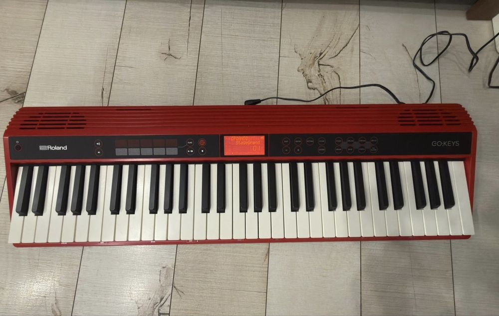 Vand orga ROLAND noua ca din magazin