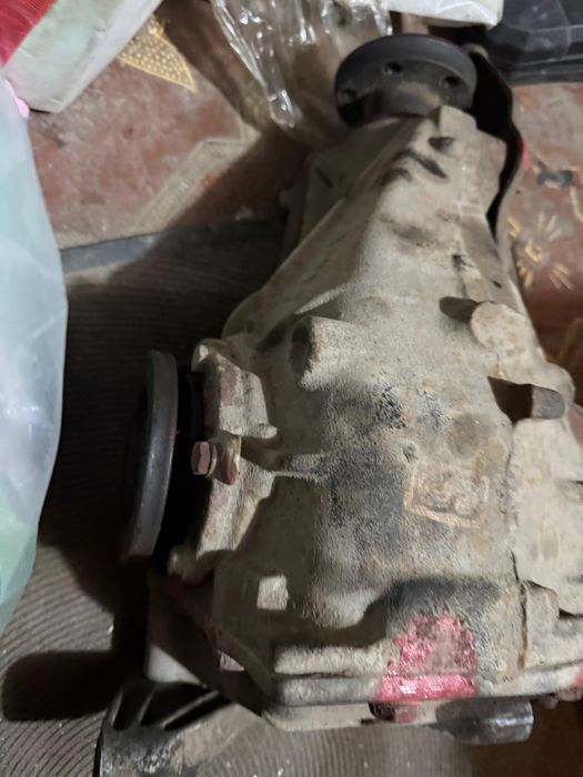 Блок редуктор 3.23 на бмв е34