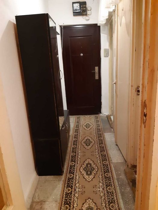 Vand apartament 2 camere Pta Dacia Et 2/4