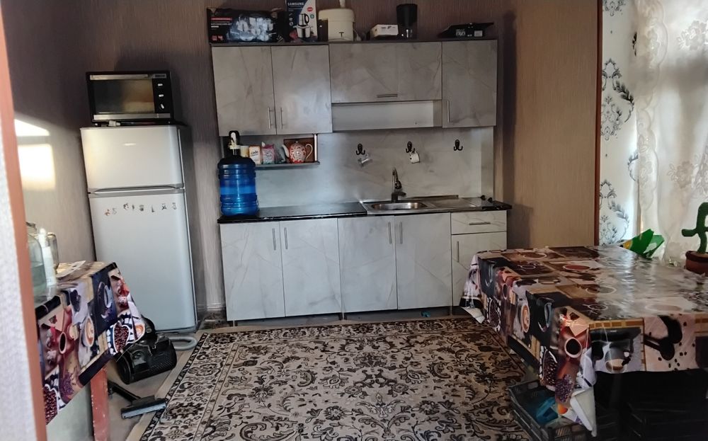 Eski shaxar kojinni balnitsa tomonda