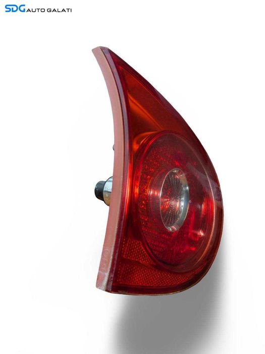 Stop Lampa Tripla Stanga de pe Haion Portbagaj Volkswagen Golf 5 2004 - 2008 Cod 1K6945093J 1K6945107C [L9596]