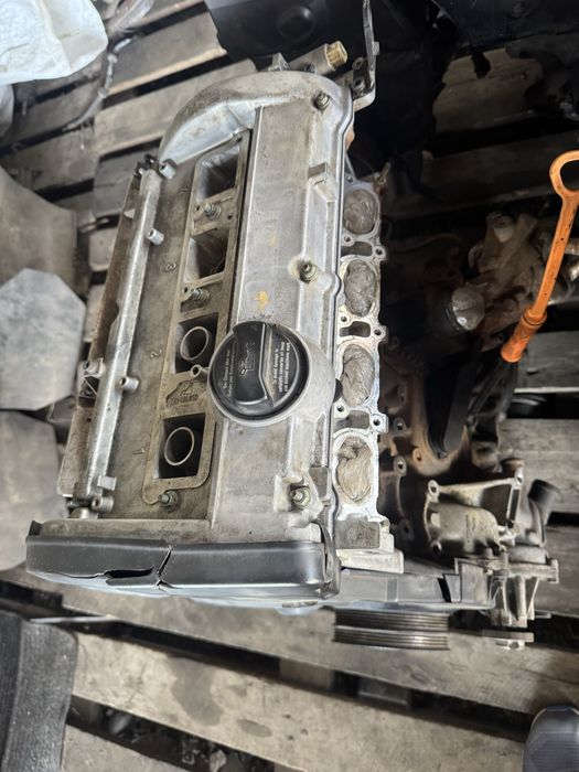 Двигатель гольф 3 1.8 ,пассат б3 1.8 ADR